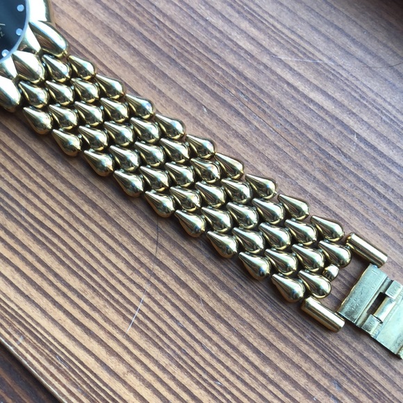 Elgin Diamond Quartz Watch - Picture 15 of 16